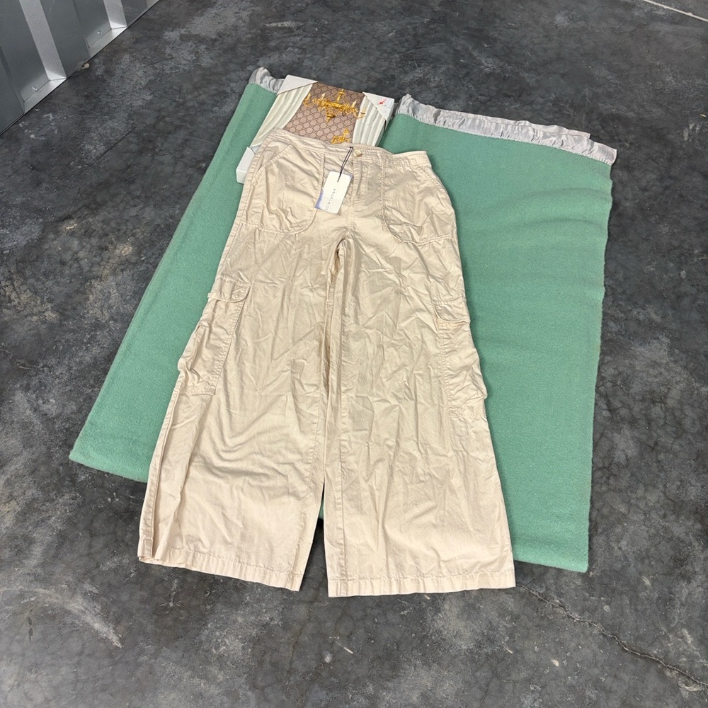 NWT Angel Kiss Tan Lightweight Cargo Pants Back Elastic Waist Wide Leg Women’s L - Picture 8 of 16